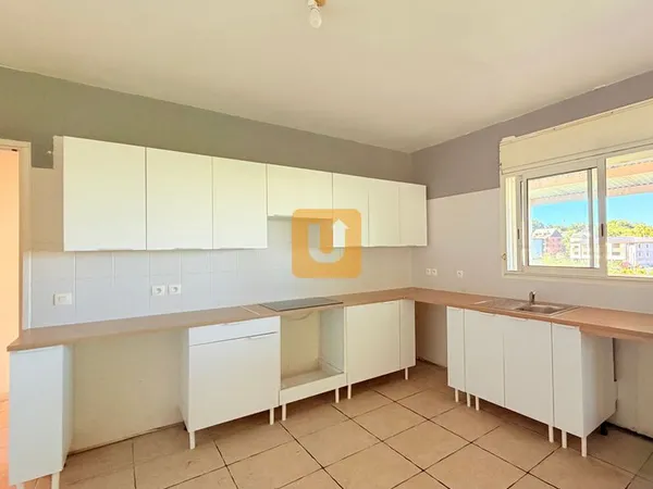 Maison 4 pièces 130 m²