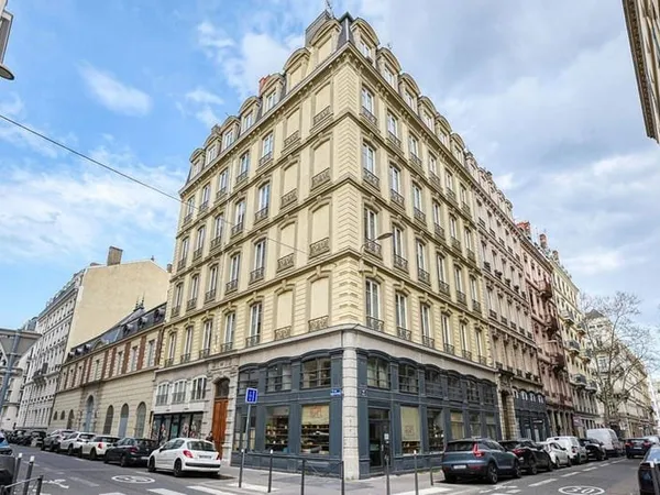 Appartement 2 pièces 63 m²
