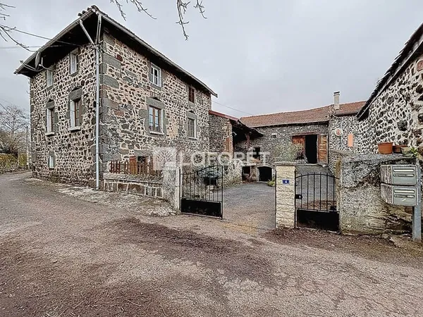 Corps de ferme à rénover, commune de Saint-Paulien