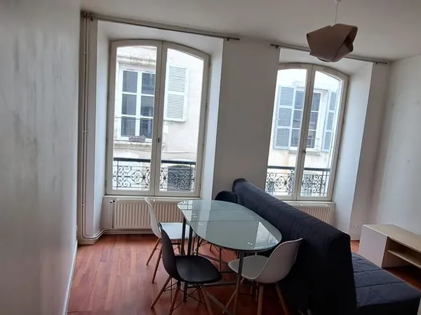 Appartement meublé duplex blois centre ville