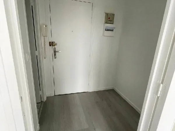 Studio 1 pièce 25 m²