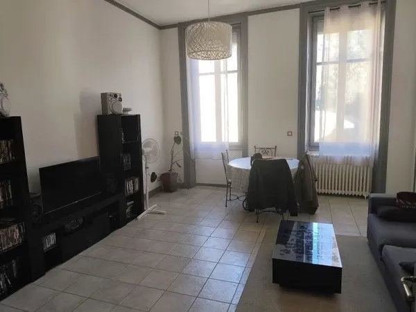 ? Appartement 3 pièces 69 m² ? Ornans (centre)