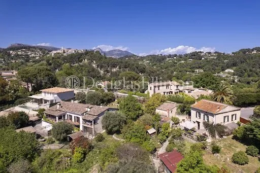 Vignoble 454 m²