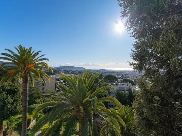 GAIRAUT 3 PIÈCES VUE MER NICE