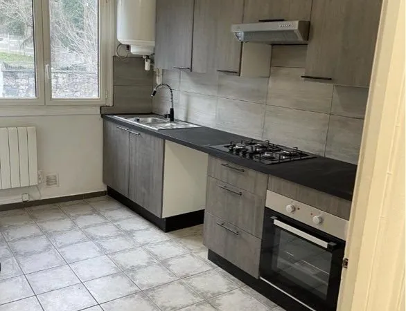 Très belle appartement type 3 a oullins