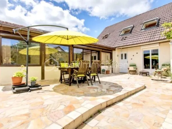 Maison 6 pièces 146 m²