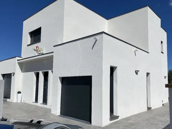 Villa contemporaine 4 faces