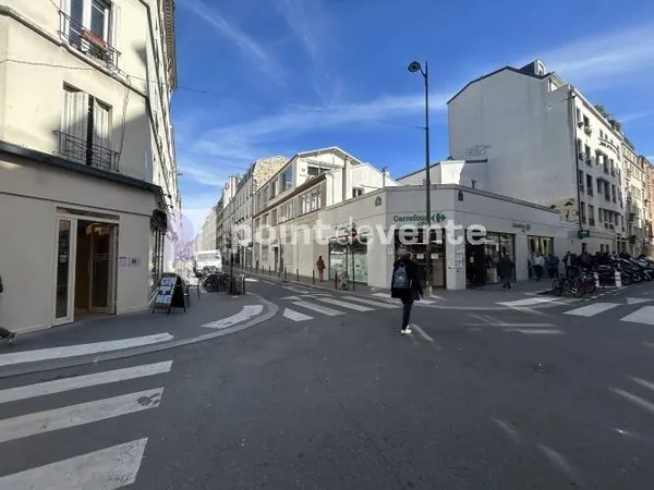 Local commercial 156 m²