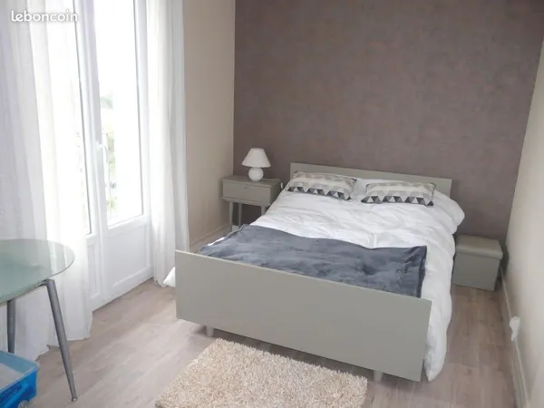 1 CHAMBRE dans Appartement Meublé CALME ++ près FACS et ÉCOLES
