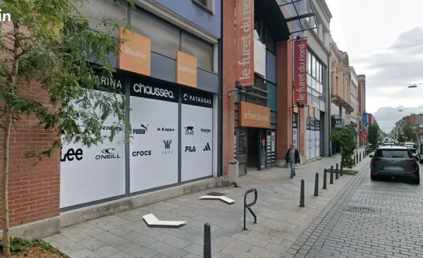 Local commercial hyper centre avec jardin
