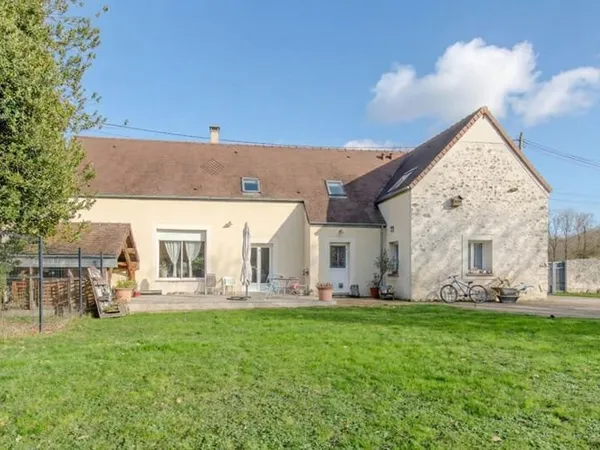 Vert - Maison à vendre avec division possible du terrain