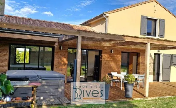 Maison 8 pièces 183 m²