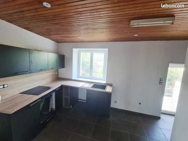 Maison/appartement T4 Bis de 81m² - bourg d'Héric