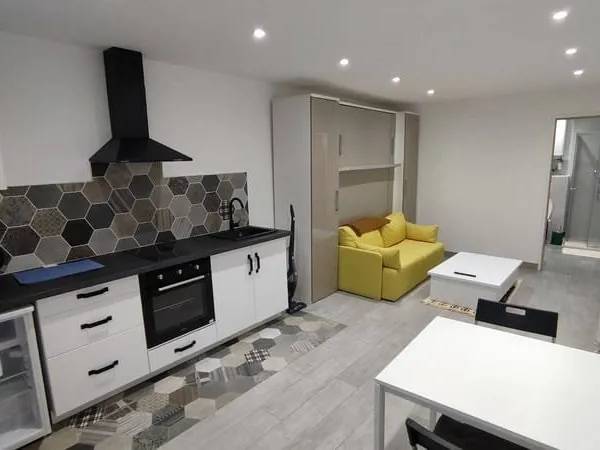 Studio 1 pièce 23 m²