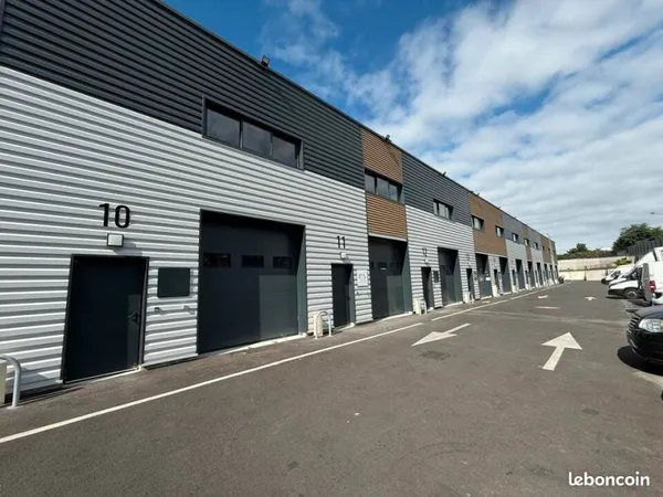 LOCAL D'ACTIVITE 116 m² ÉPINAY-SUR-SEINE