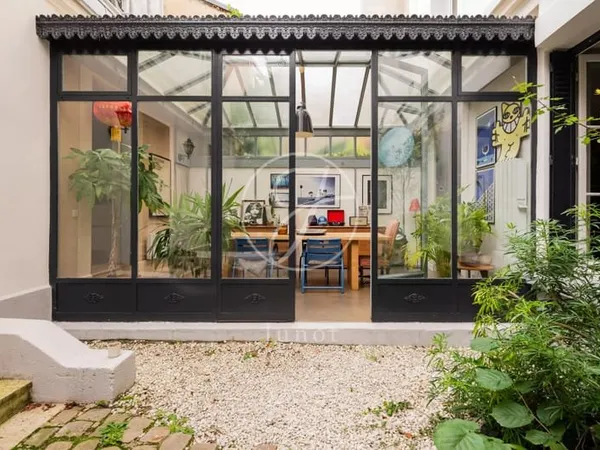 Paris 15e - GEORGES BRASSENS - Maison à vendre - 7 pièces - 138,97m² Carrez - 140,12m² au sol - 4 ch