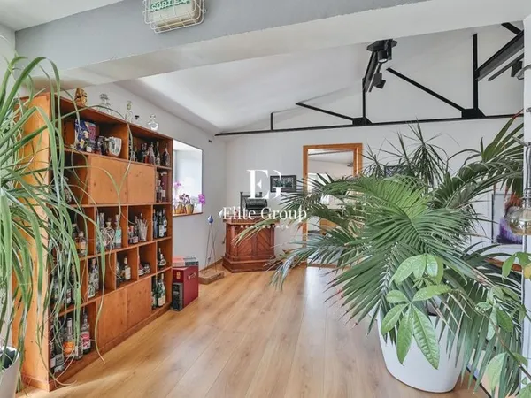 Maison de luxe 8 pièces 447 m²