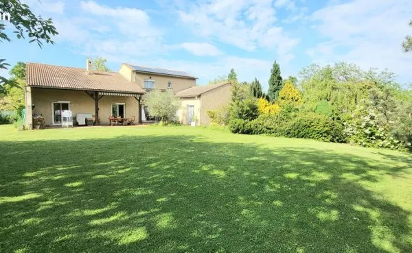 Maison 9 pièces 185 m²