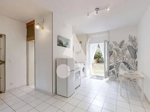 Studio 1 pièce 22 m²