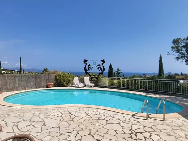 Maison avec vue mer à 180° et piscine - coup de coeur