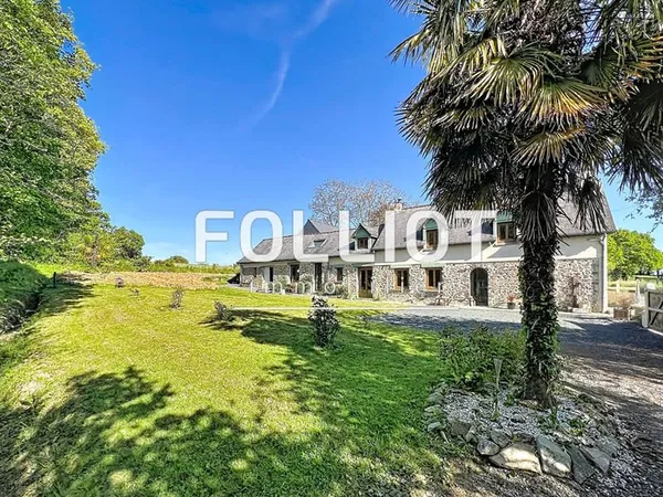 A VENDRE LONGERE EN PIERRES DE 230 M2 15 MN SAINT LO 50680 14330 PISCINE