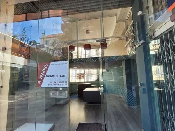 Local Commercial Vide Antibes Centre