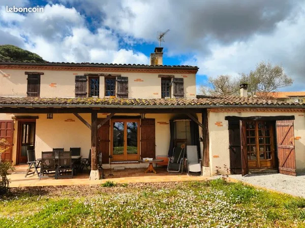 Maison de charme avec vue dégagée