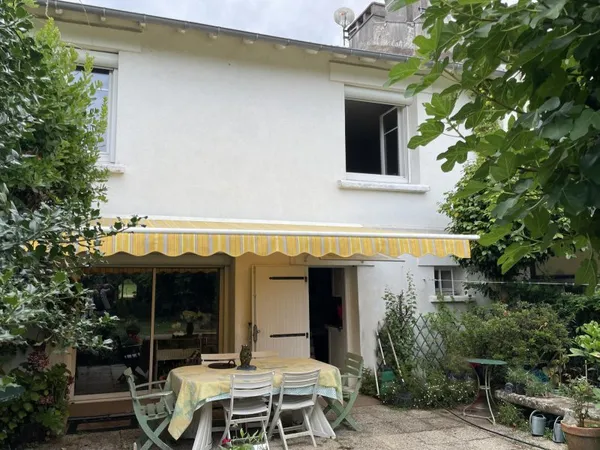 Charmante maison de ville avec jardin - Quartier Saint-Jacques