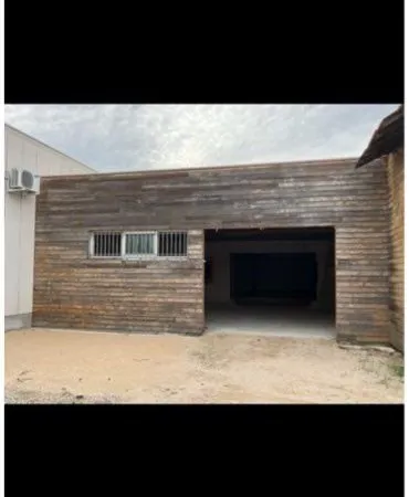 Loue hangar, dépôt