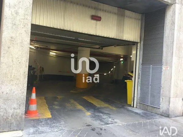 Parking 10 m²
