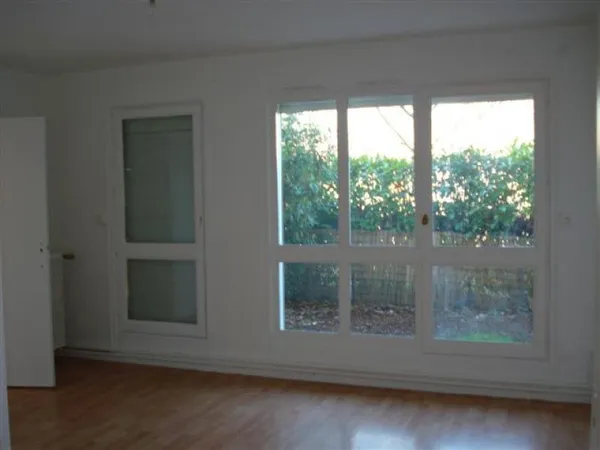 Appartement T4 NANTES Pont du Cens - 85 m2 942 Euros