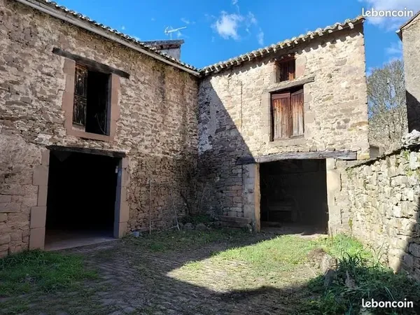 ✨ Ancienne écurie en pierre à Monestiés (Tarn) - Potentiel exceptionnel ✨🏡