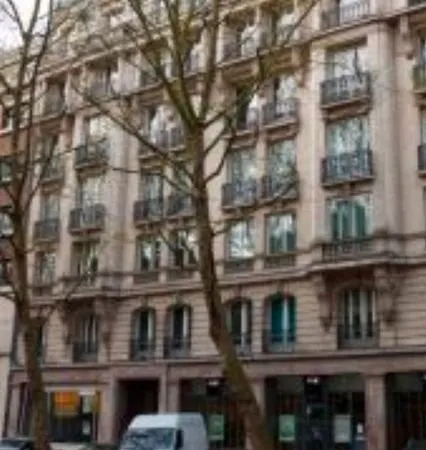 Création d'un pôle paramédical