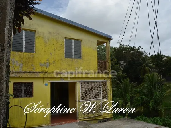 Dpt (972), à vendre maison 7 p - 170 m² - Terrain de 389,00 m²