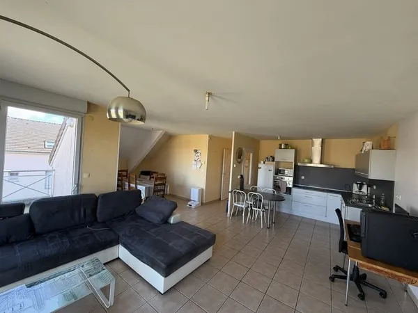 MEURSAULT Appartement au centre du village