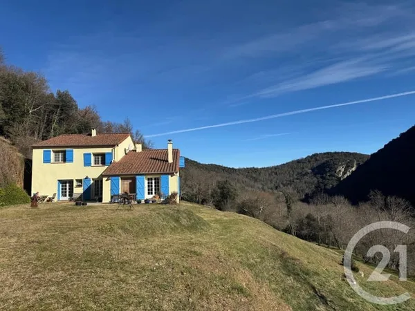 Maison 6 pièces 259 m²