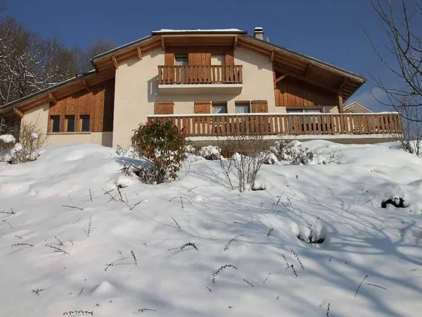 Maison 9 pièces 170 m²
