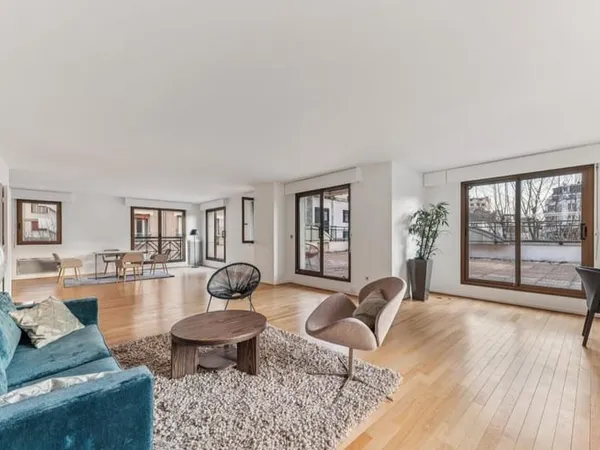 Superbe appartement T6 familial avec terrasse