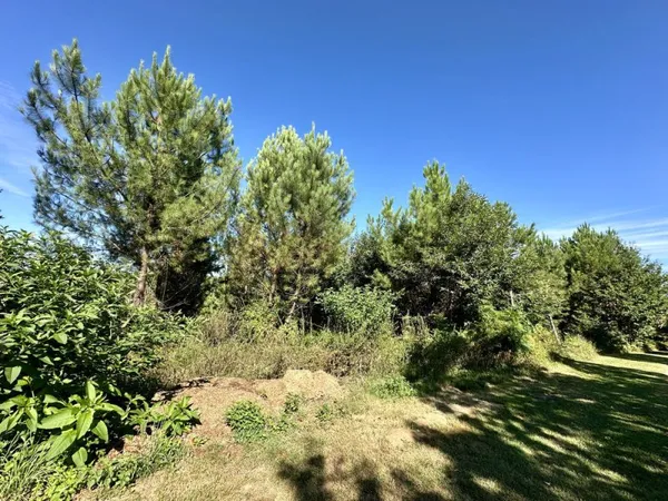 Terrain de 2374 m2 à Marquay