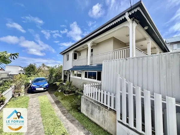 Immeuble 15 pièces 335 m²