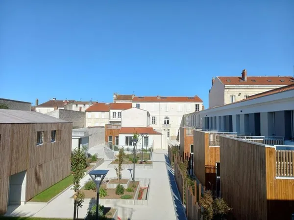 Appartement T4/5 Rochefort avec terrasses et garage