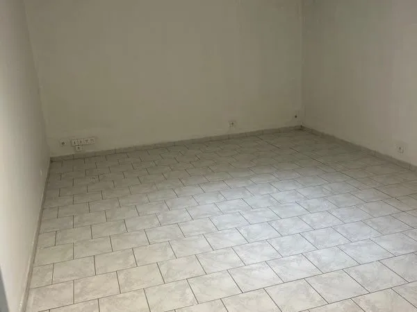 Bureau 27 m2