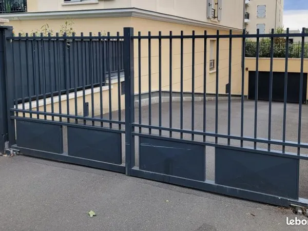 Place de parking en sous-sol