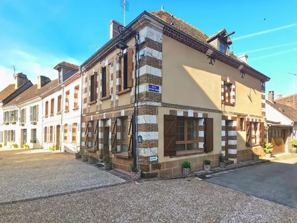 LONGNY-LES-VILLAGES 61290 Maison 119 m² 4 chambres, atelier 45 m²
