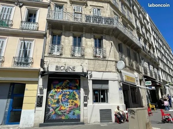 Local commercial à louer - Emplacement prime