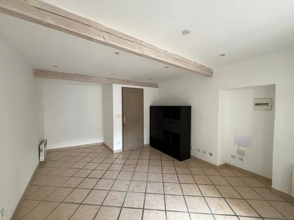 Local commercial 1 pièce 25 m²