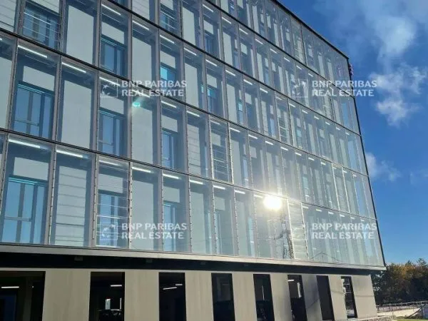 Bureaux 3446 m²