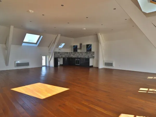 Appartement 5 pièces 150 m²