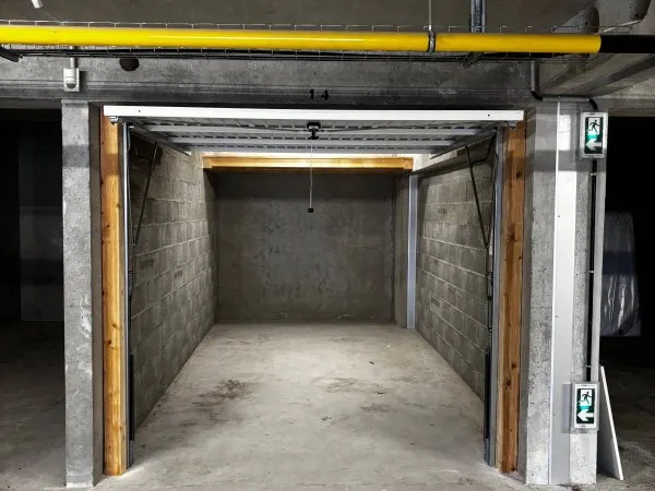 Parking 18 m²