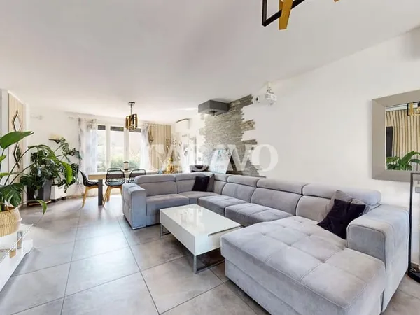Vente Maison 6 pièces de 120m² - 77100 Meaux